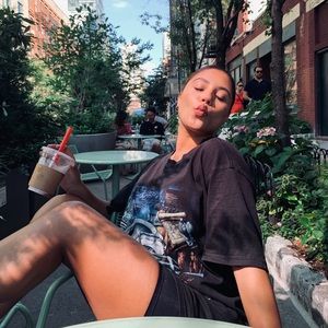 Meet your Posher, Corina